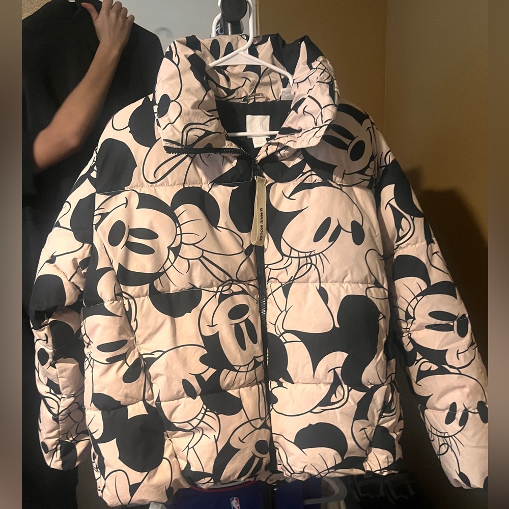 Disney Minnie Mouse puffer jacket